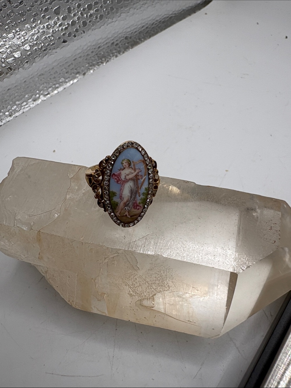 Vintage 14K Gold Unique Cameo Ring with Diamonds